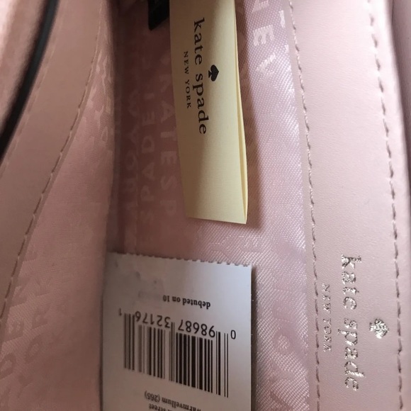 Original, authentic Kate Spade purse. BNWT Lovely pink colour with bow detail. - Picture 3 of 5